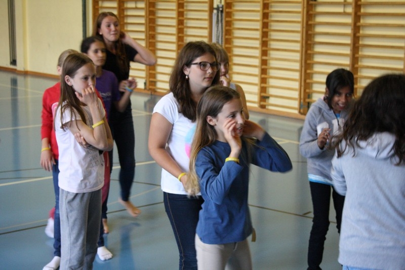 Village Camps International Summer Camp Leysin, Switzerland 2025-08-09 https://www.villagecamps.com/journals_admin/images/683-23-handball (51).jpg